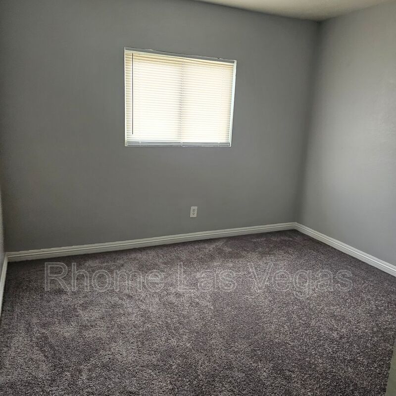 Section 8 Accepted! Spacious & Upgraded 3BR/2BA Apartment – property image