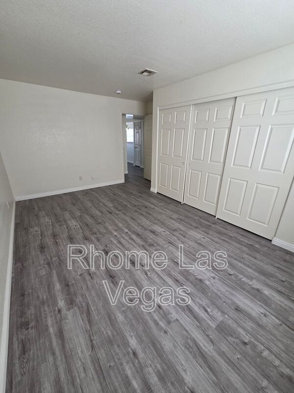 Spacious 2nd-Level 2-Bed, 2-Bath Condo – MOVE IN SPEACIAL!!! property image