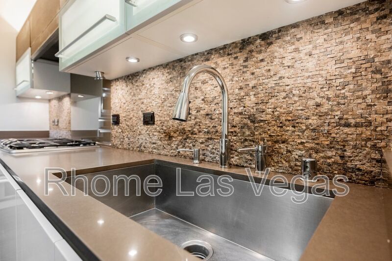Modern Luxury Condo with Breathtaking Strip & Mountain Views property image