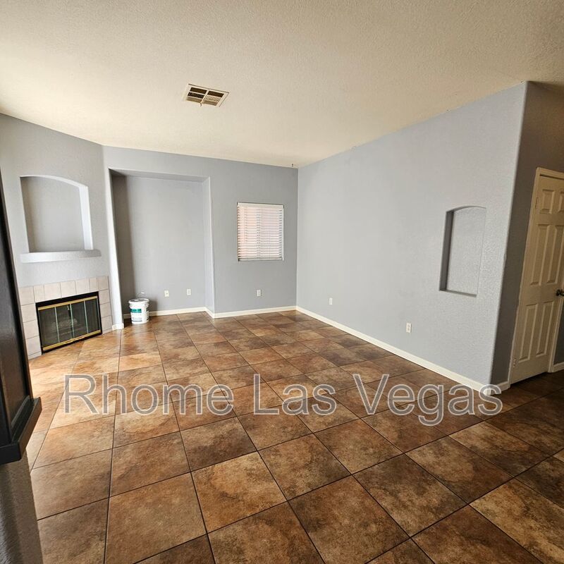 WOW! 3 bed 2 bath gated condo near Nellis AFB.. REMODELED! property image