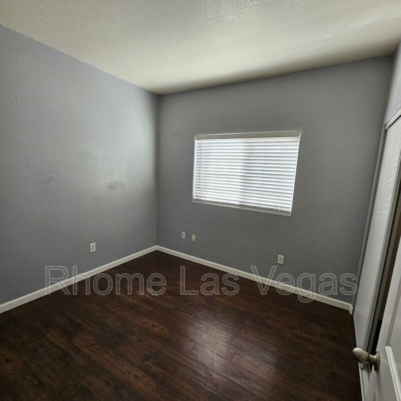 WOW! 3 bed 2 bath gated condo near Nellis AFB.. REMODELED! property image