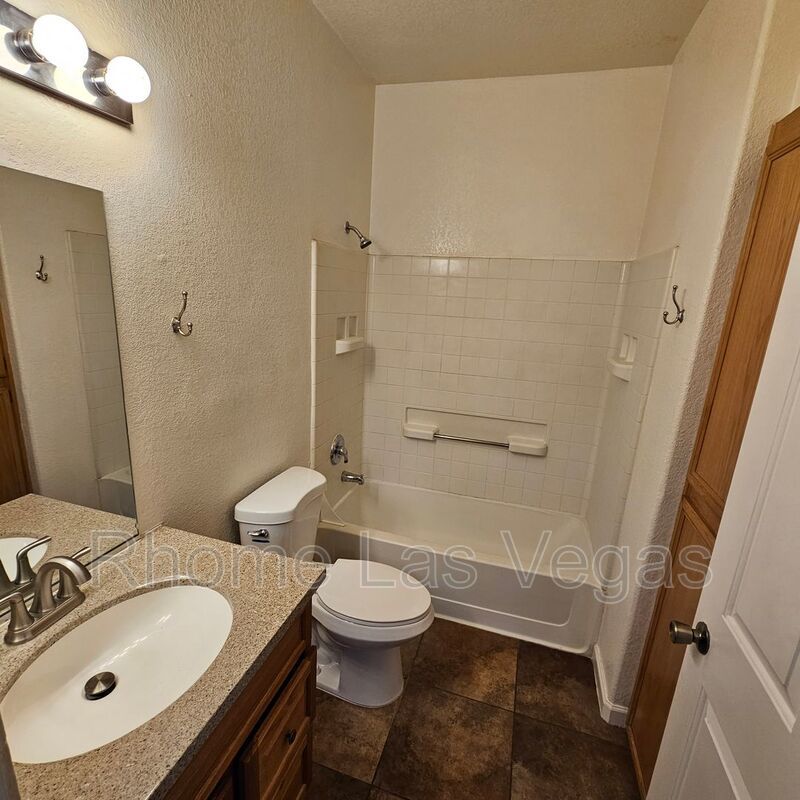 WOW! 3 bed 2 bath gated condo near Nellis AFB.. REMODELED! property image