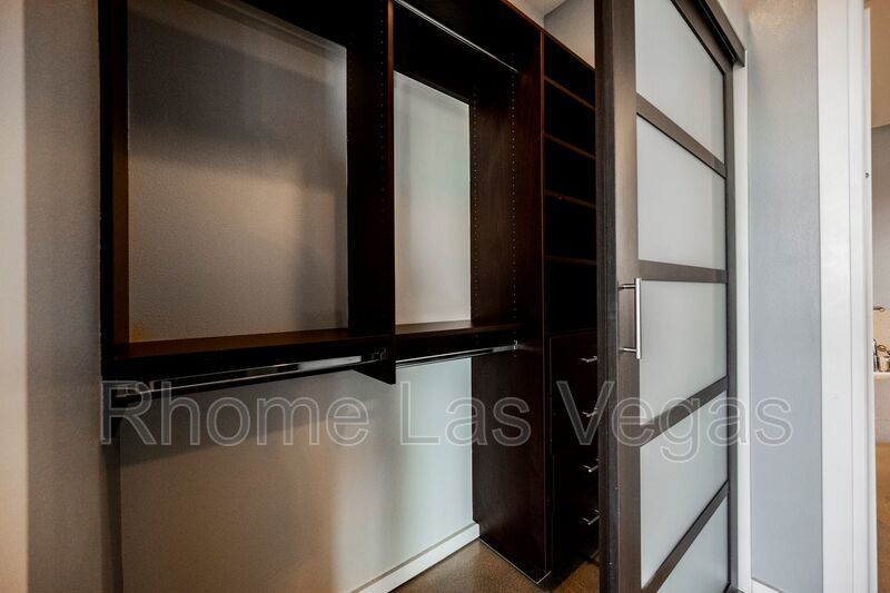 Modern Industrial Loft at Soho Lofts – 1BR/2BA High-Rise in the Arts District, City & Mountain Views! property image