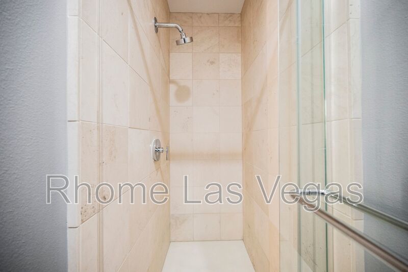Modern Industrial Loft at Soho Lofts – 1BR/2BA High-Rise in the Arts District, City & Mountain Views! property image