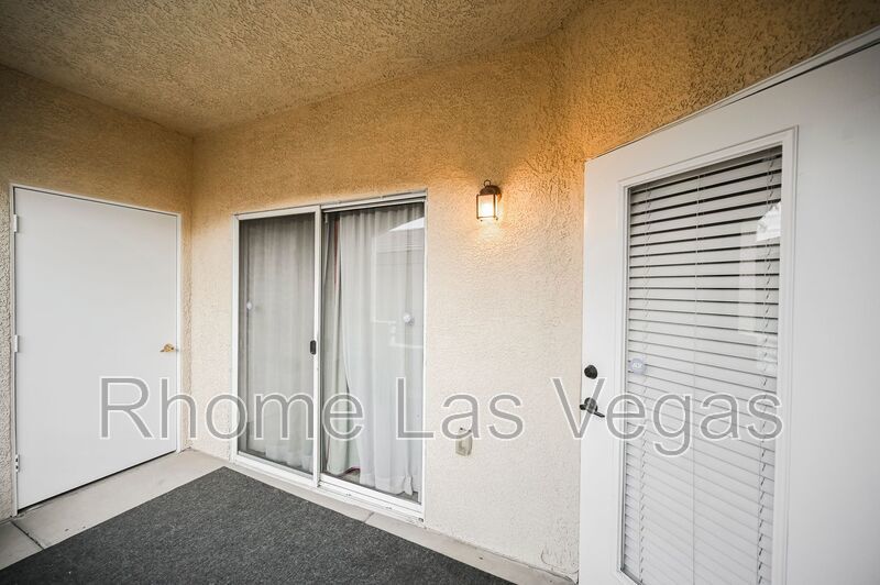 Move-In Ready 2BR/2BA Condo – Gated Pool Community, All-Inclusive Rent, Flexible Lease Terms! property image