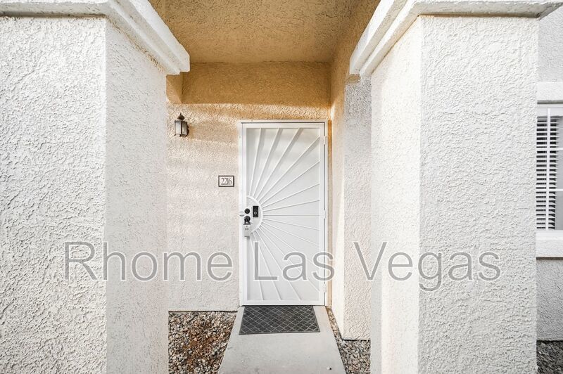 Move-In Ready 2BR/2BA Condo – Gated Pool Community, All-Inclusive Rent, Flexible Lease Terms! property image
