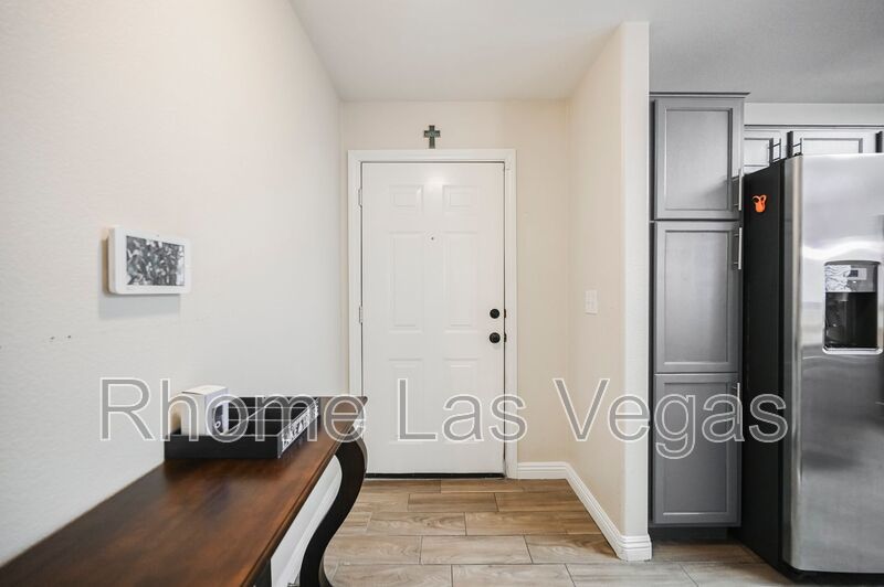 Move-In Ready 2BR/2BA Condo – Gated Pool Community, All-Inclusive Rent, Flexible Lease Terms! property image