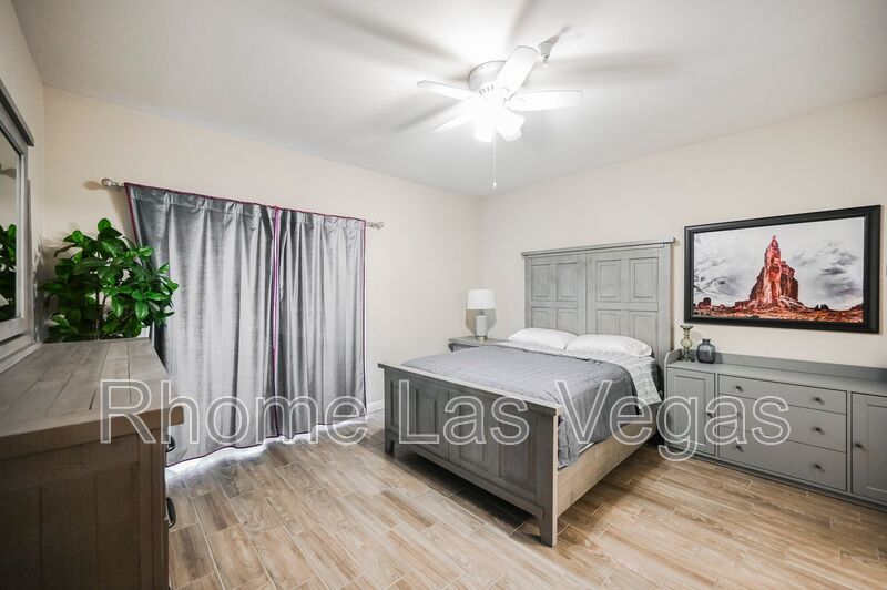 Move-In Ready 2BR/2BA Condo – Gated Pool Community, All-Inclusive Rent, Flexible Lease Terms! property image
