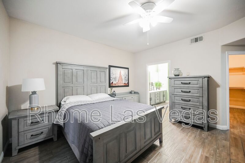 Move-In Ready 2BR/2BA Condo – Gated Pool Community, All-Inclusive Rent, Flexible Lease Terms! property image