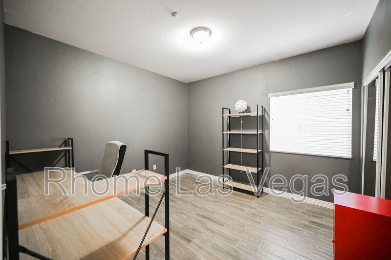 Move-In Ready 2BR/2BA Condo – Gated Pool Community, All-Inclusive Rent, Flexible Lease Terms! property image
