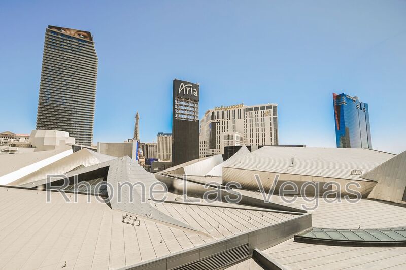Luxury Corner Residence at Veer Towers – Fully Furnished, Turnkey, North Strip Views property image