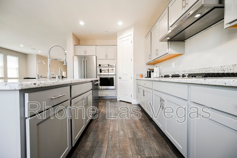 LAKE LAS VEGAS FULLY FURNISHED!! STUNNING 3 bedroom 2 1/2 Bath- A MUST SEE property image