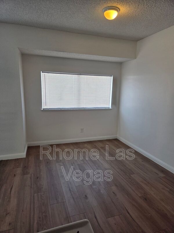 Bright & Airy 2BR/2BA with Strip & City Views – Brand New Flooring, Fresh Paint Throughout! property image