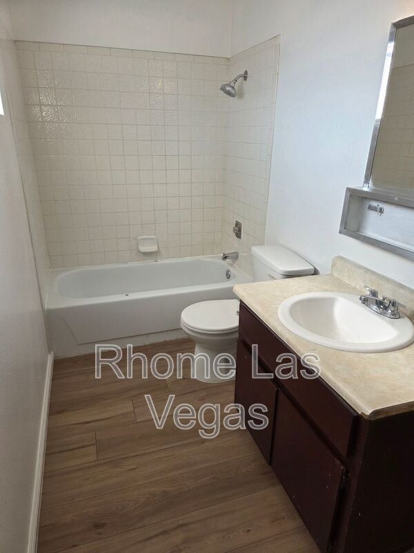 Bright & Airy 2BR/2BA with Strip & City Views – Brand New Flooring, Fresh Paint Throughout! property image